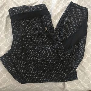 Lululemon crop